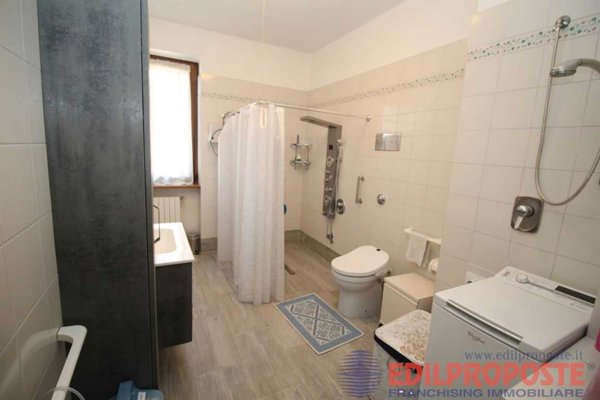 casa indipendente in vendita a Misinto