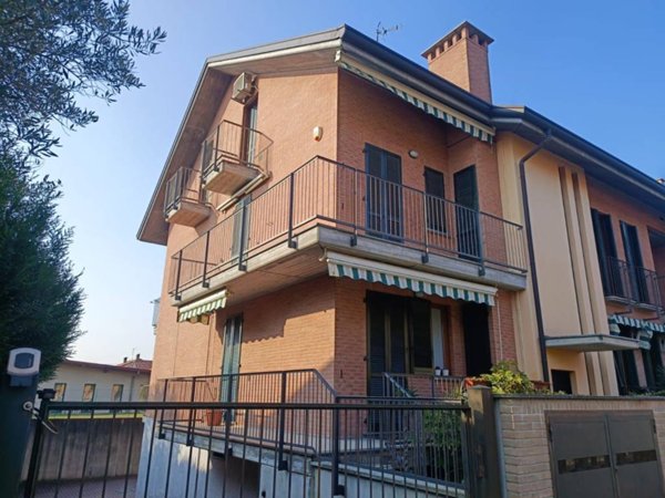 appartamento in vendita a Misinto