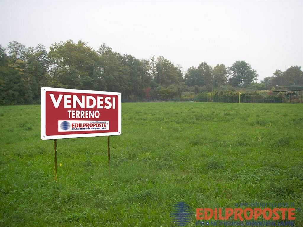 terreno edificabile in vendita a Misinto