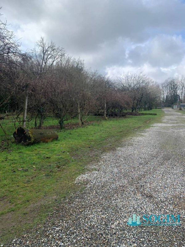terreno edificabile in vendita a Misinto