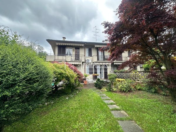 casa indipendente in vendita a Misinto