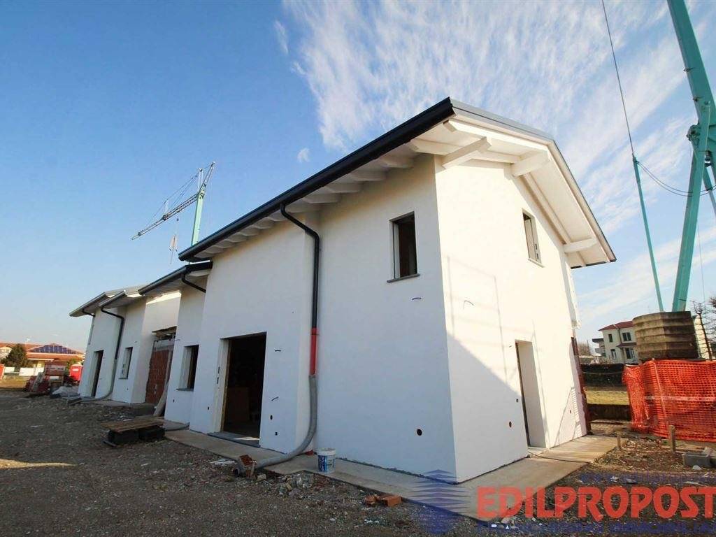 casa indipendente in vendita a Misinto in zona Cascina Nuova
