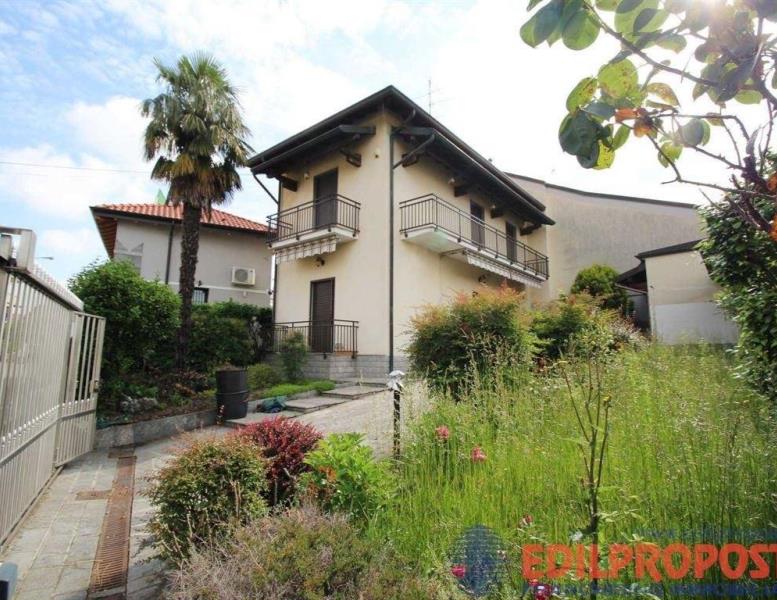 casa indipendente in vendita a Misinto