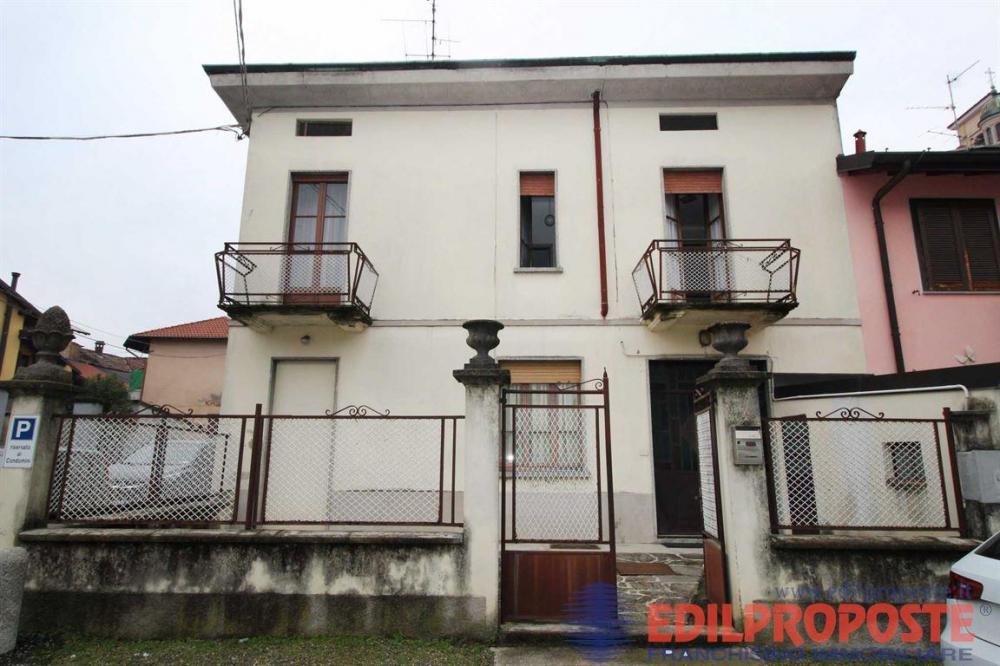 appartamento in vendita a Misinto