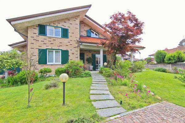 casa indipendente in vendita a Misinto