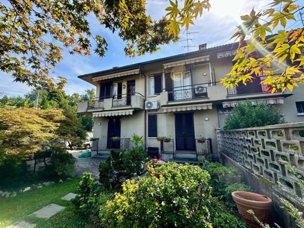 casa indipendente in vendita a Misinto