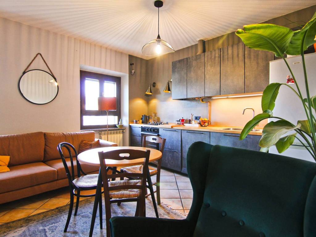 appartamento in vendita a Misinto