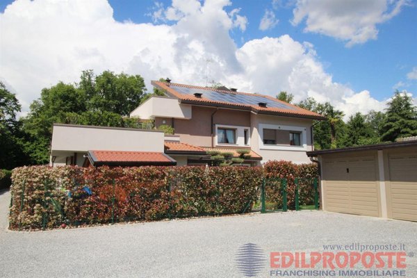 appartamento in vendita a Misinto