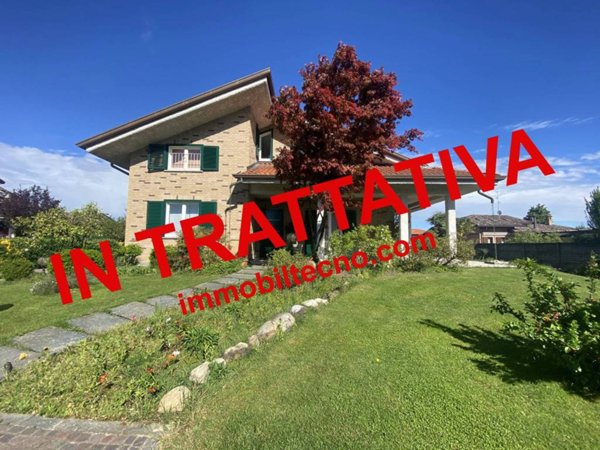 casa indipendente in vendita a Misinto