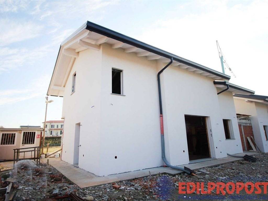 casa indipendente in vendita a Misinto in zona Cascina Nuova