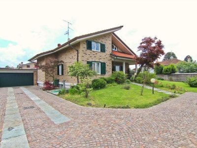 casa indipendente in vendita a Misinto