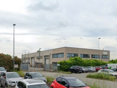 capannone in vendita a Misinto