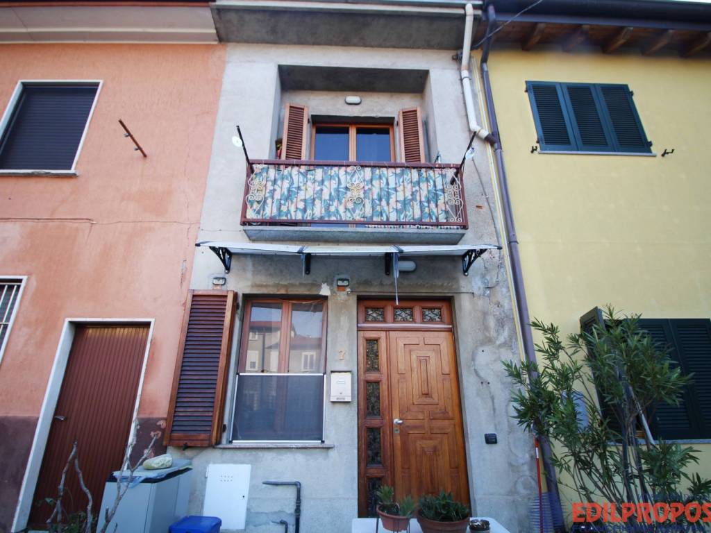 appartamento in vendita a Misinto in zona Cascina Nuova