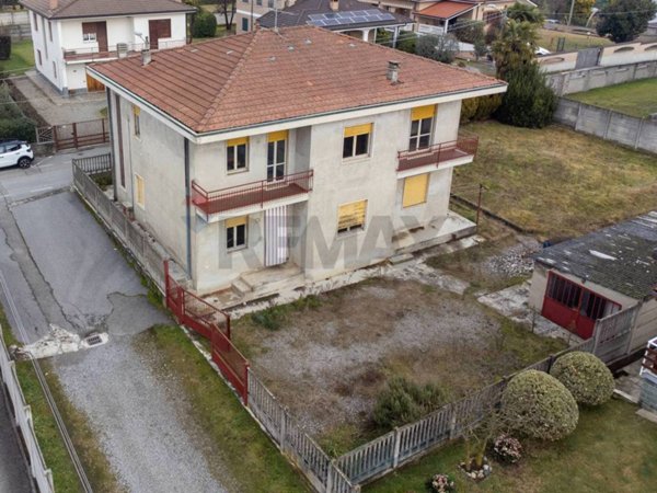 casa indipendente in vendita a Misinto