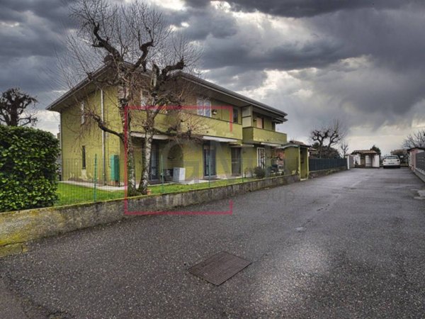 appartamento in vendita a Misinto in zona Cascina Nuova