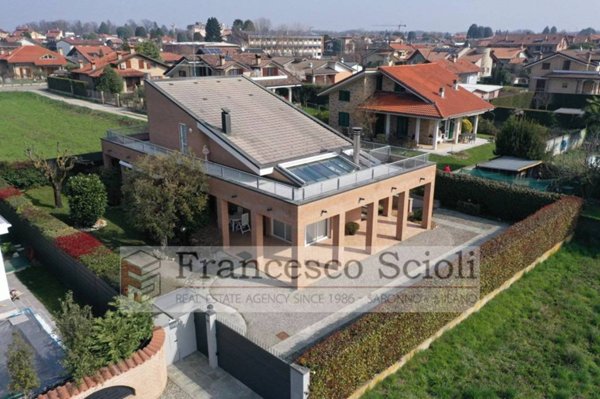 casa indipendente in vendita a Misinto