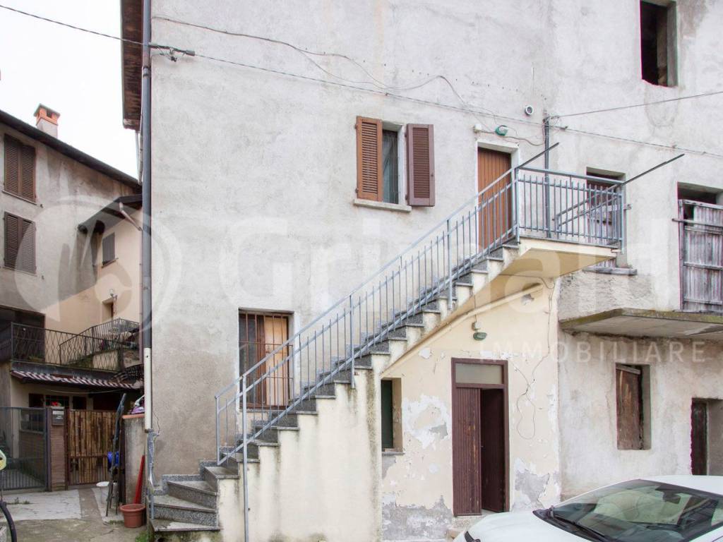 appartamento in vendita a Misinto