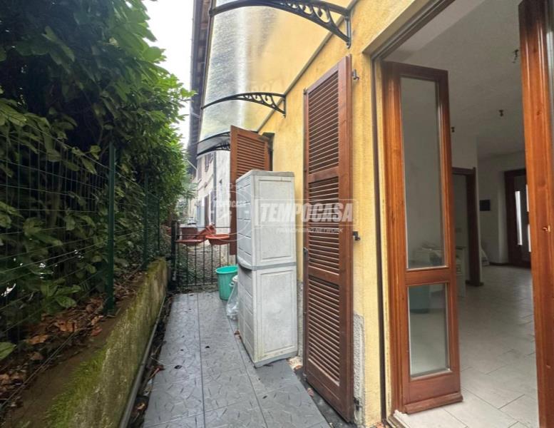 appartamento in vendita a Misinto in zona Cascina Sant'Andrea