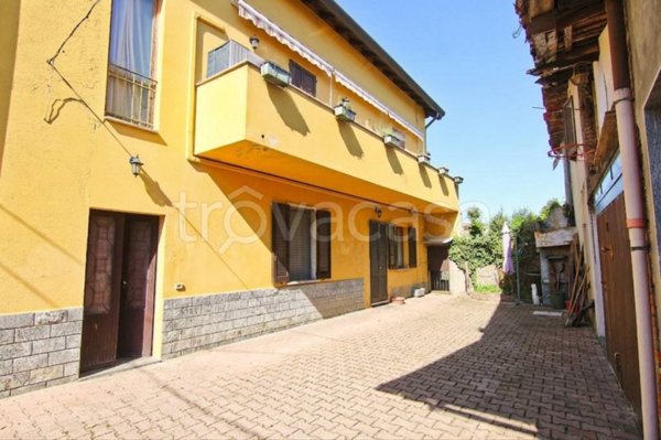 appartamento in vendita a Misinto in zona Cascina Sant'Andrea