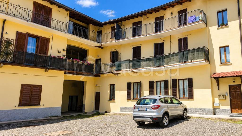 appartamento in vendita a Misinto in zona Cascina Sant'Andrea