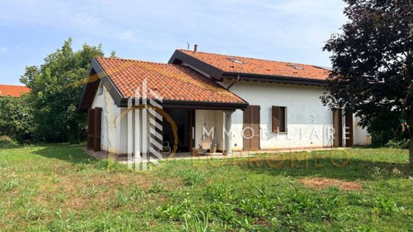 casa indipendente in vendita a Misinto