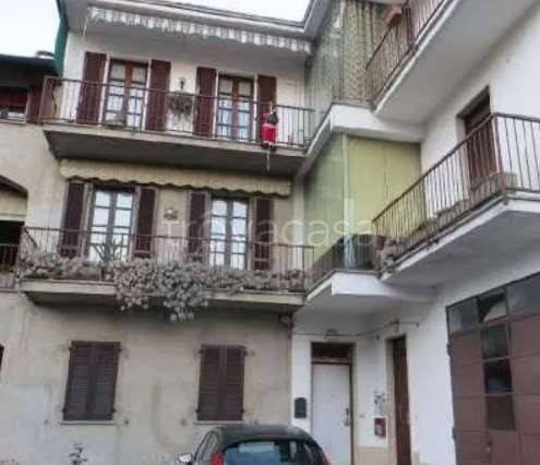 locale commerciale in vendita a Misinto in zona Cascina Nuova