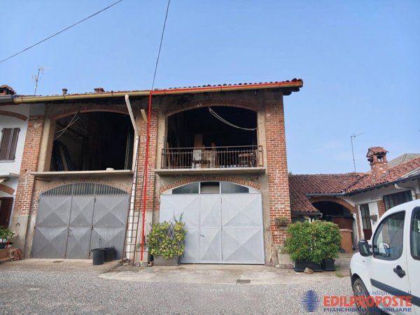 casale in vendita a Misinto in zona Cascina Nuova