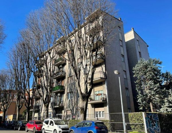 appartamento in vendita a Monza in zona Centro Storico