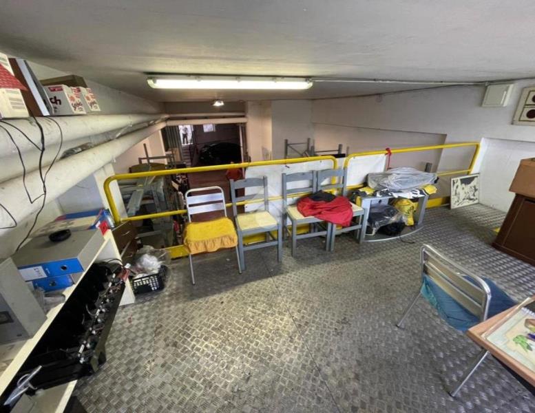 locale di sgombero in vendita a Monza