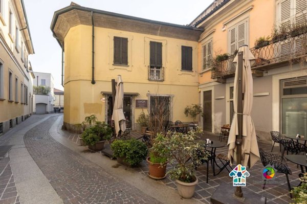 quadrivano in vendita a Monza in zona Centro Storico