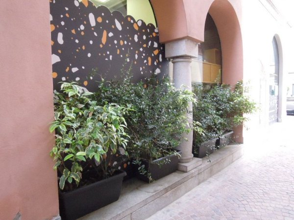 negozio in vendita a Monza in zona Centro Storico