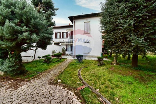 casa indipendente in vendita a Monza