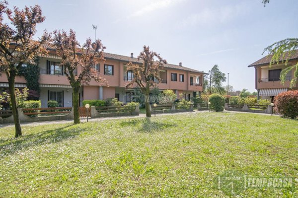 casa indipendente in vendita a Monza