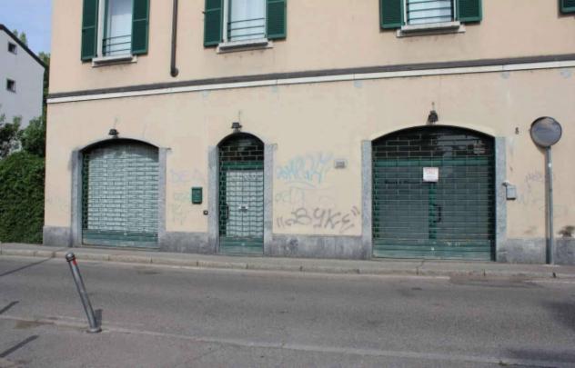 negozio in vendita a Monza