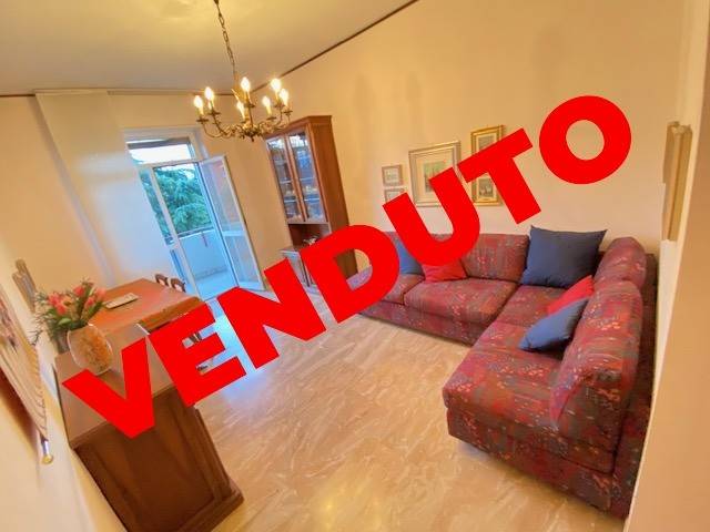 appartamento in vendita a Monza in zona Centro Storico