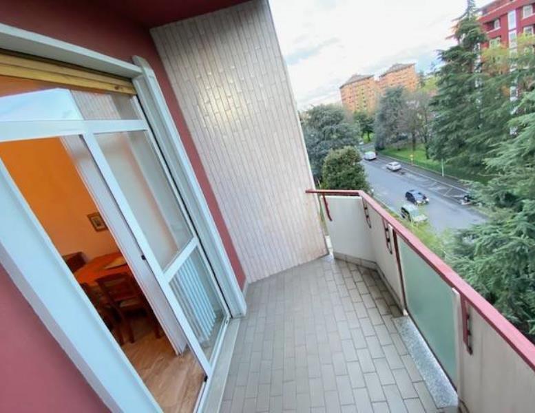 appartamento in vendita a Monza in zona Centro Storico