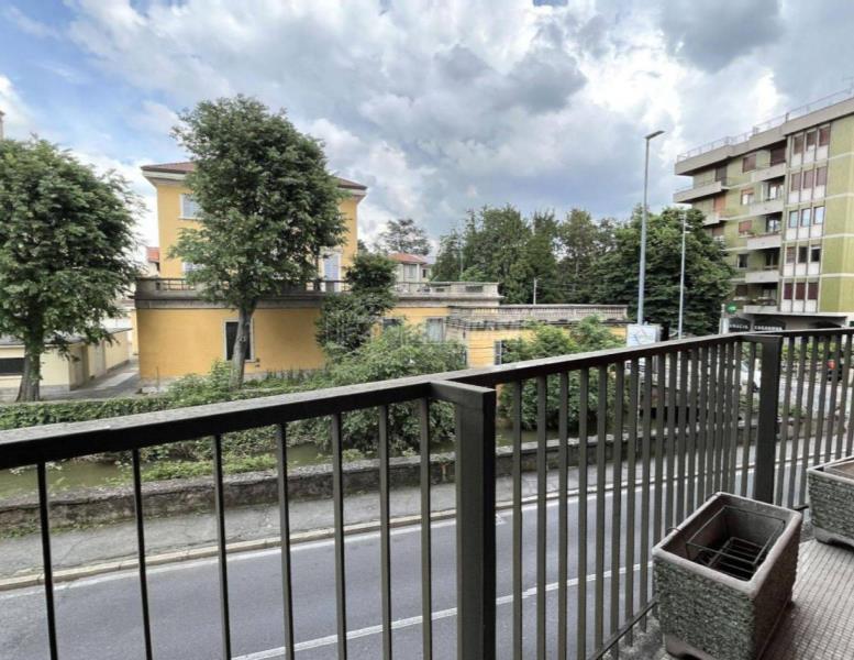 appartamento in vendita a Monza in zona Centro Storico