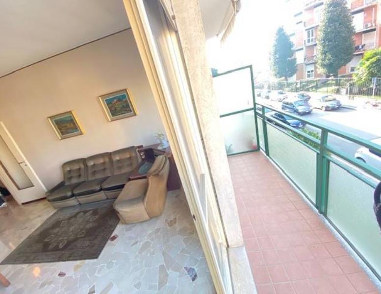 appartamento in vendita a Monza in zona Centro Storico
