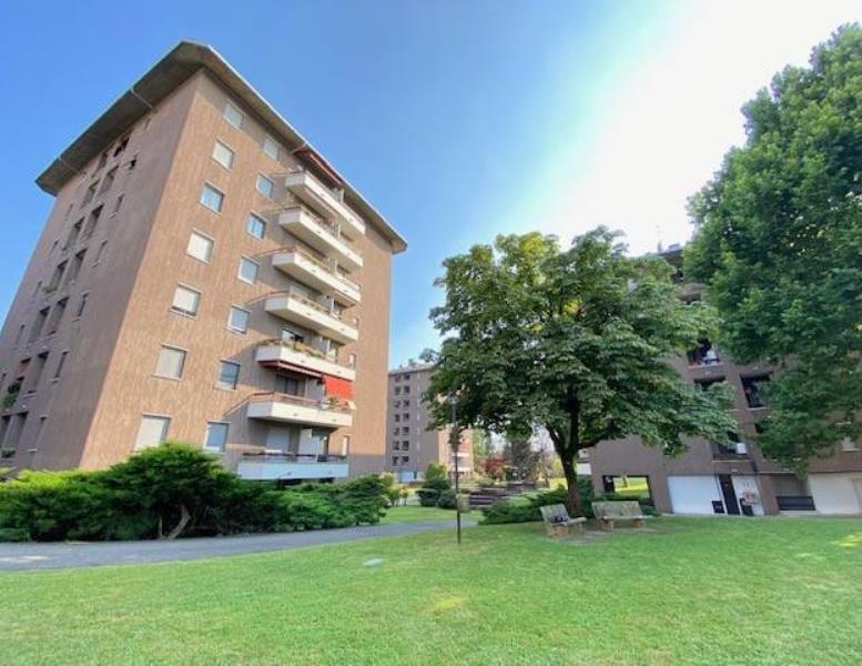 appartamento in vendita a Monza in zona Centro Storico