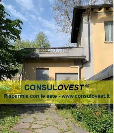 casa indipendente in vendita a Monza in zona Centro Storico