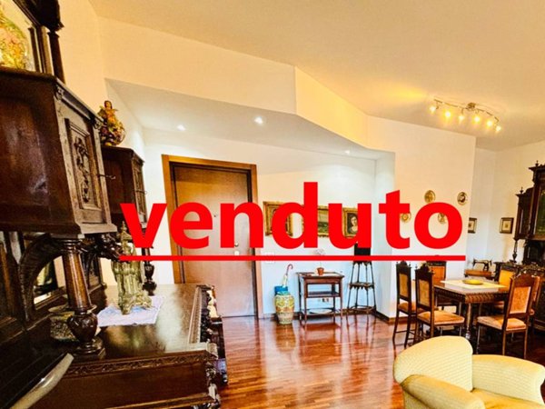 appartamento in vendita a Monza in zona Ospedale San Gerardo