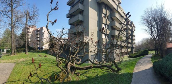 appartamento in vendita a Monza in zona Centro Storico