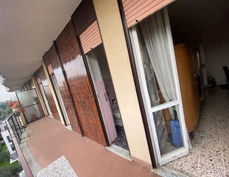 appartamento in vendita a Monza in zona Centro Storico