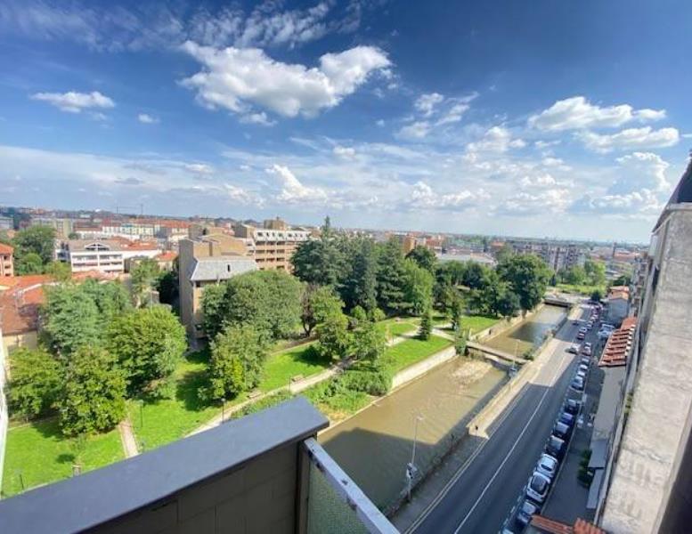 appartamento in vendita a Monza in zona Centro Storico