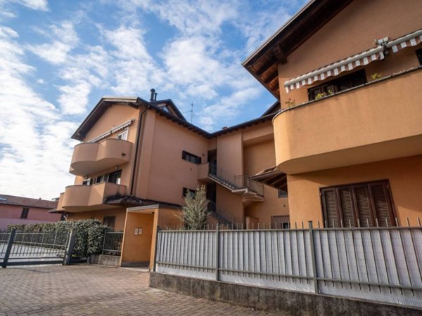 appartamento in vendita a Monza in zona Centro Storico