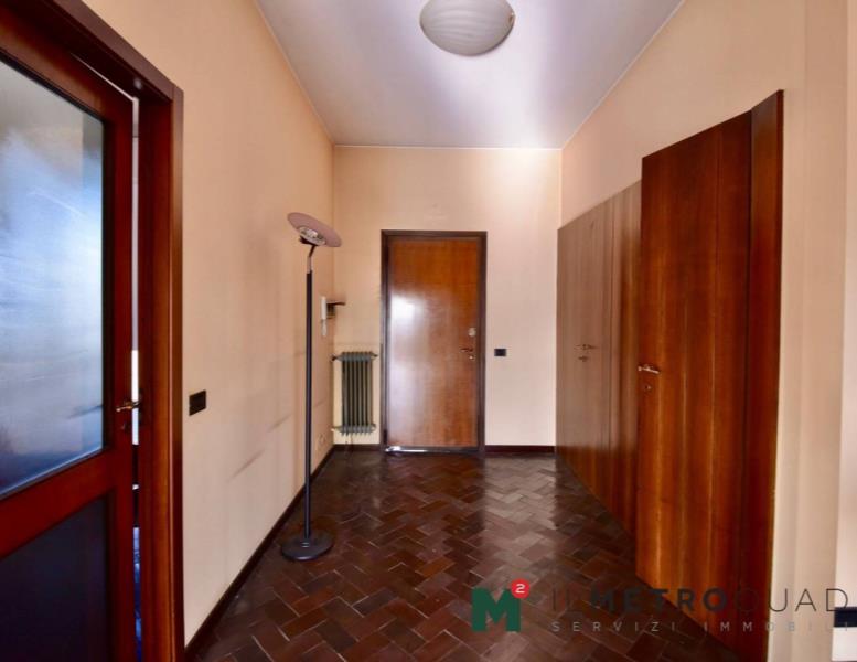 appartamento in vendita a Monza in zona Centro Storico