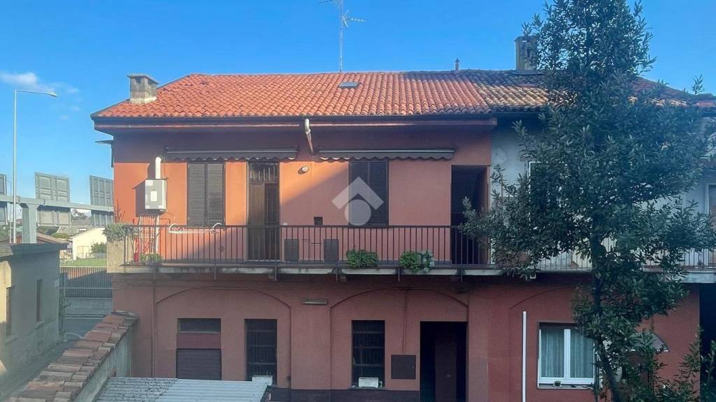 casa indipendente in vendita a Monza