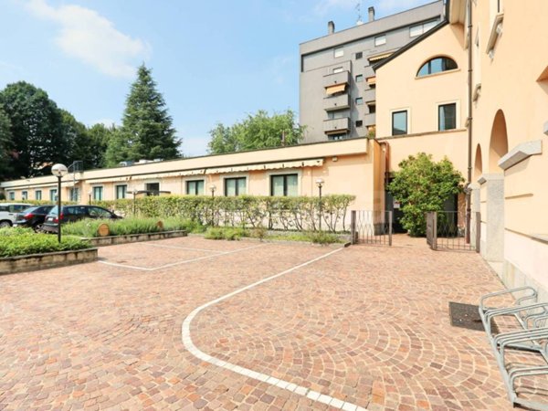 ufficio in vendita a Monza