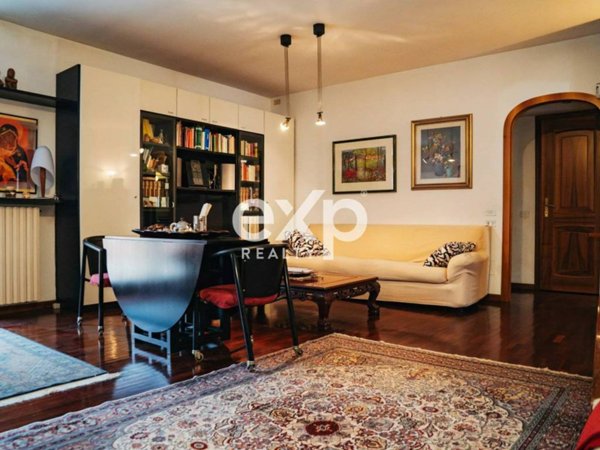 appartamento in vendita a Monza in zona Centro Storico