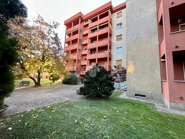 appartamento in vendita a Monza in zona Ospedale San Gerardo